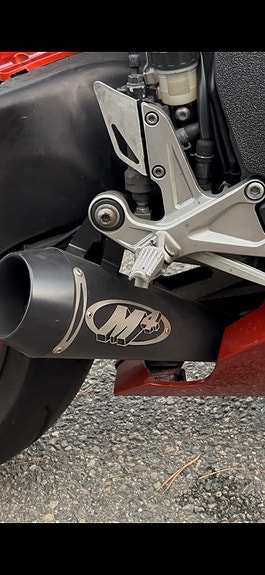 Honda CBR 1000 RR 8 of 12
