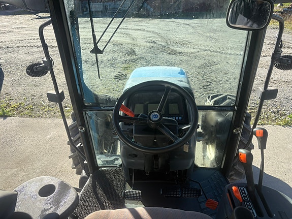 New Holland TS115 turbo 13 of 16