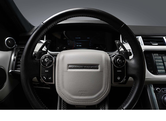 Land Rover Range Rover 14 of 30