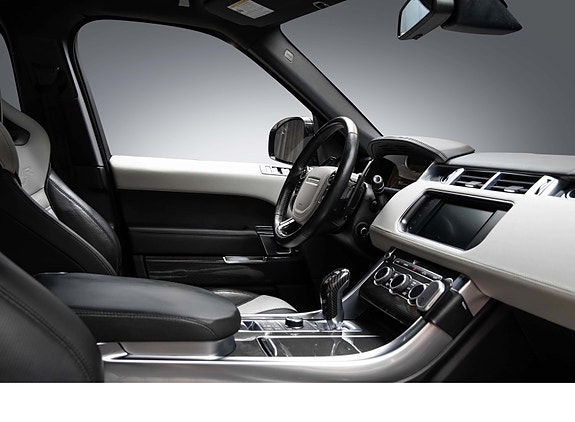 Land Rover Range Rover 17 of 30