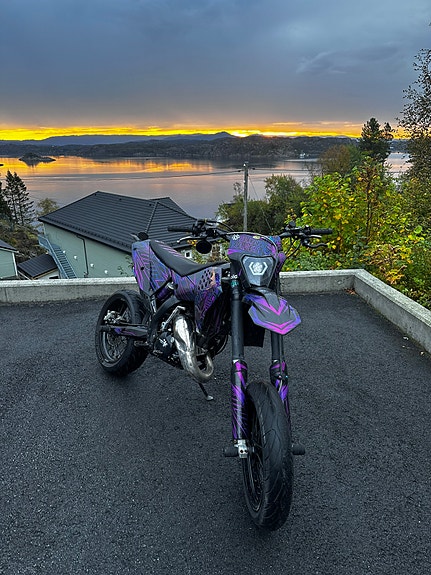 KTM 125 EXC 11 of 12