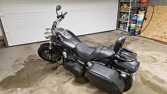 Harley-Davidson FXDF Dyna Fat Bob 13 of 29