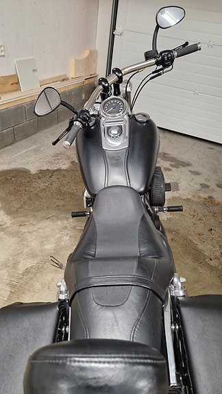 Harley-Davidson FXDF Dyna Fat Bob 10 of 29
