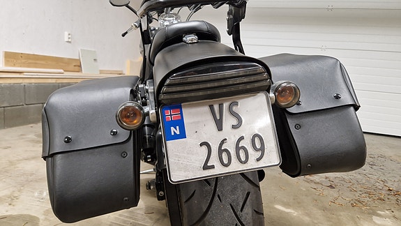 Harley-Davidson FXDF Dyna Fat Bob 15 of 29