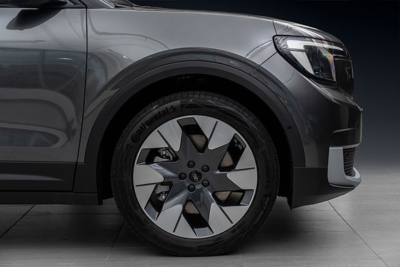 Ford Explorer 5 of 30