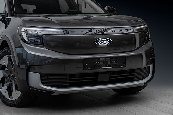 Ford Explorer 2 of 30