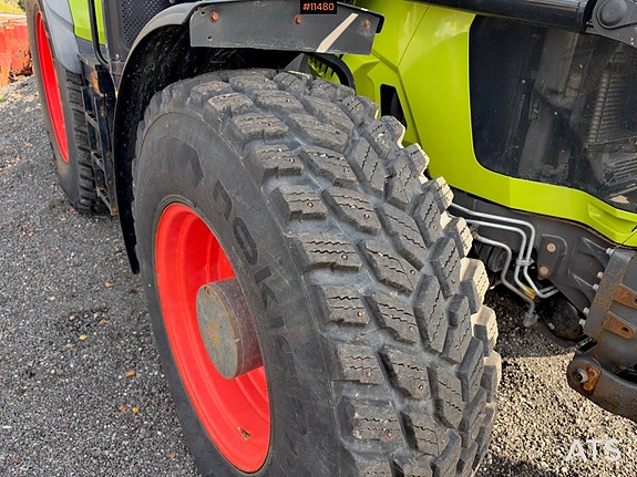 CLAAS Arion 660 m/ Frontlaster – 2750 timer 17 of 30