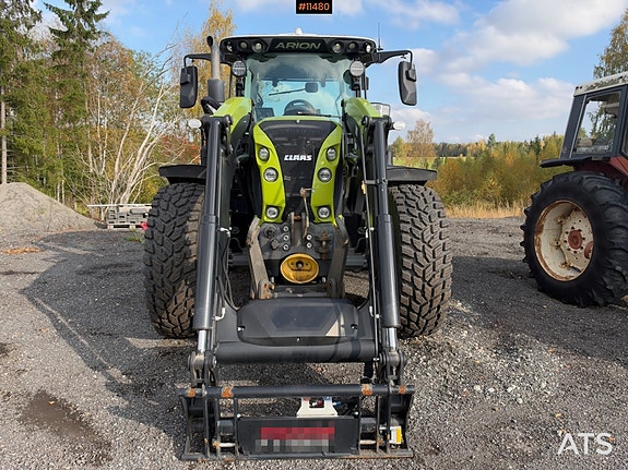 CLAAS Arion 660 m/ Frontlaster – 2750 timer 10 of 30