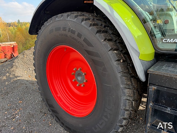 CLAAS Arion 660 m/ Frontlaster – 2750 timer 19 of 30