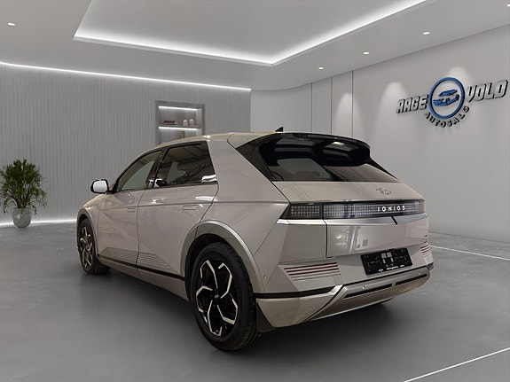 Hyundai Ioniq 5 10 of 26