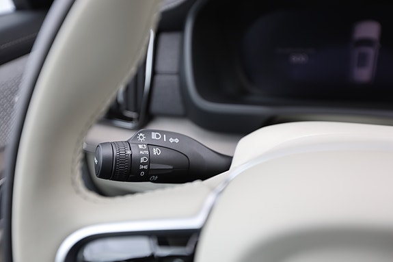 Volvo XC90 27 of 30