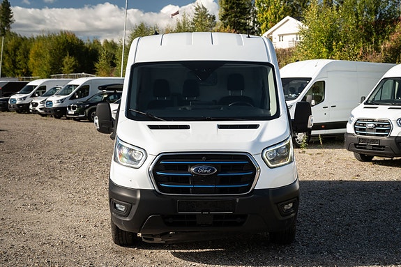 Ford Transit 3 of 26