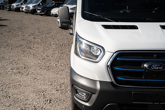 Ford Transit 4 of 26
