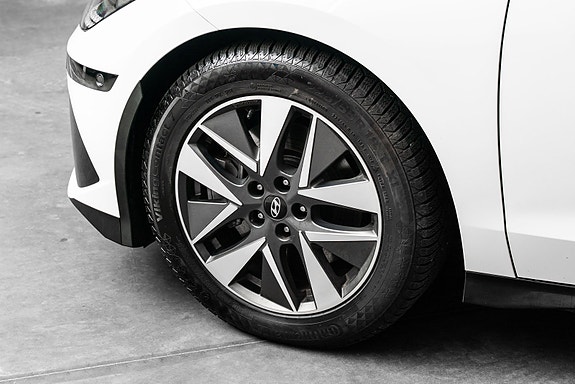 Hyundai Ioniq 6 10 of 30