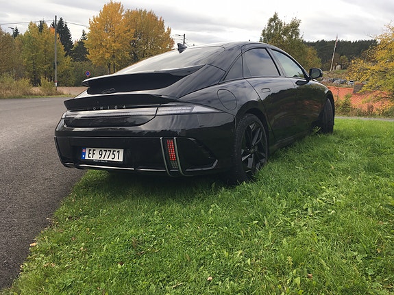 Hyundai Ioniq 6 4 of 15