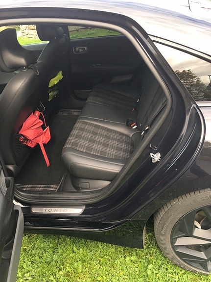 Hyundai Ioniq 6 7 of 15