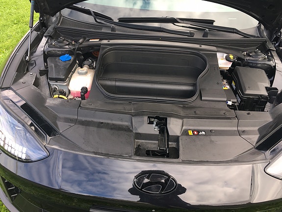Hyundai Ioniq 6 11 of 15