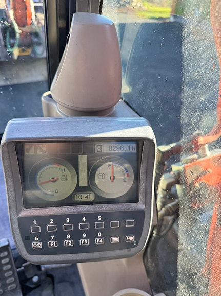 Hitachi 85US-3 10 of 21