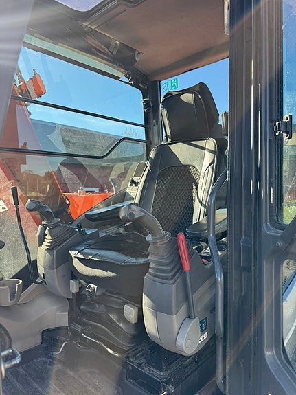 Hitachi 85US-3 7 of 21