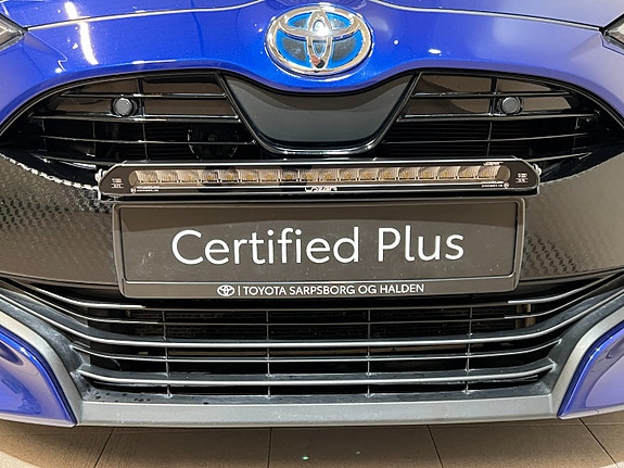 Toyota Yaris 19 of 28