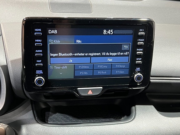 Toyota Yaris 28 of 28