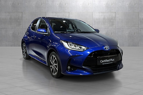 Toyota Yaris 7 of 28
