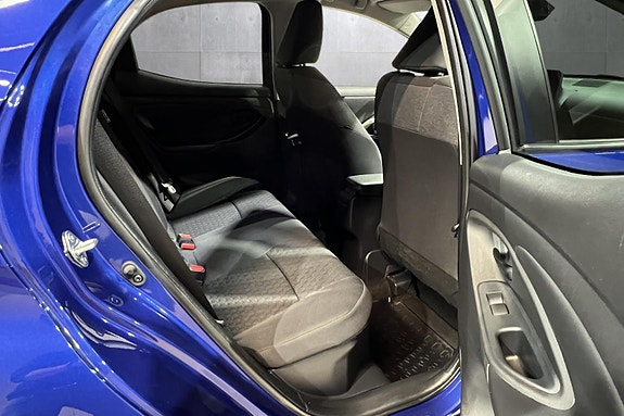 Toyota Yaris 16 of 28