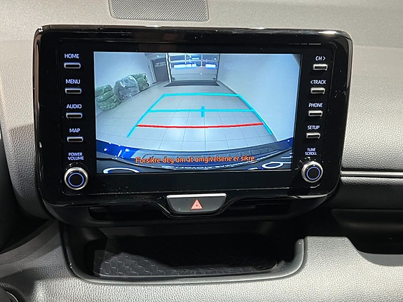 Toyota Yaris 25 of 28