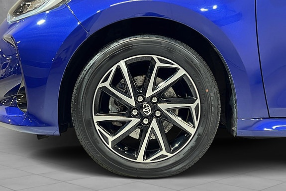 Toyota Yaris 18 of 28