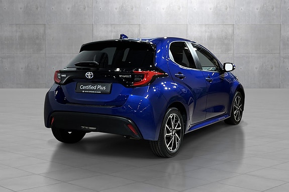 Toyota Yaris 5 of 28