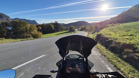 KTM 1290 Super Adventure S 3 of 7