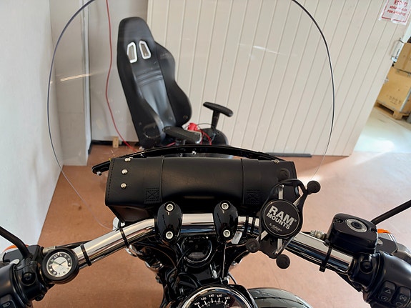 Harley-Davidson FXDF Dyna Fat Bob 22 of 29