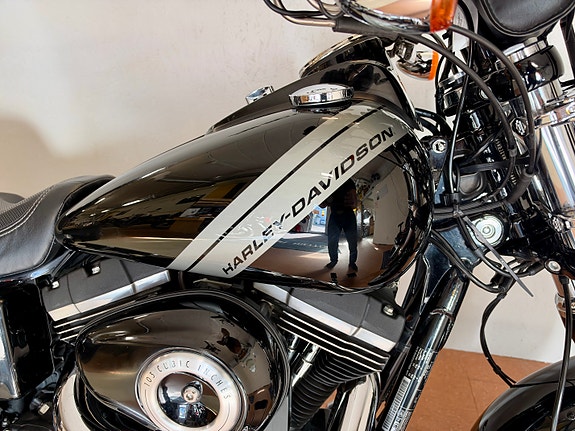 Harley-Davidson FXDF Dyna Fat Bob 4 of 29