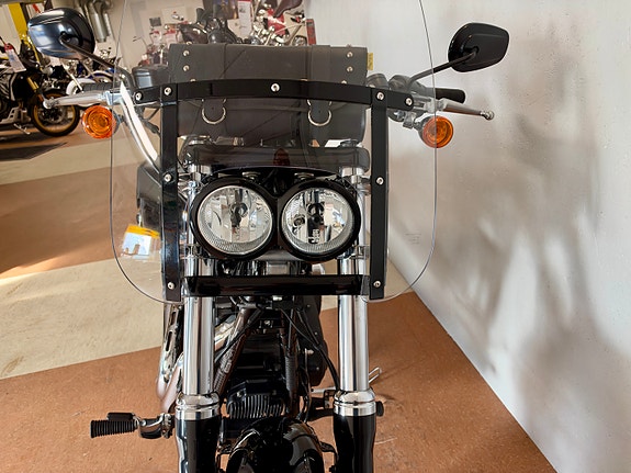Harley-Davidson FXDF Dyna Fat Bob 27 of 29