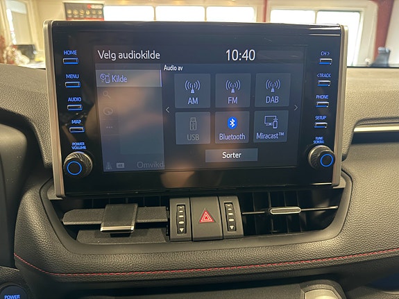 Toyota RAV4 19 of 30