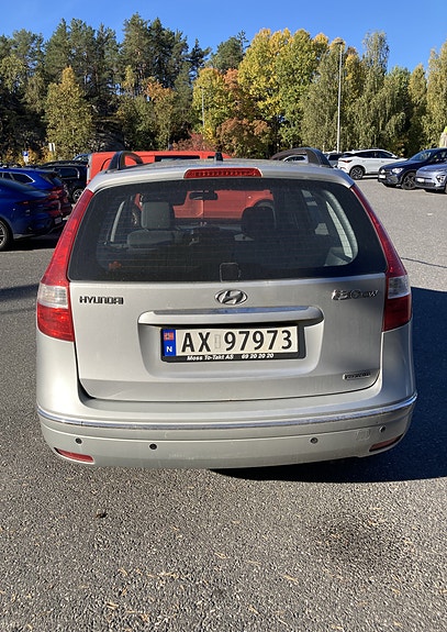 Hyundai i30 4 of 6