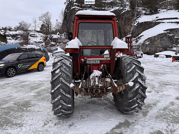 Massey Ferguson 590 m/ frontlaster og snøskuffe. 8 of 30