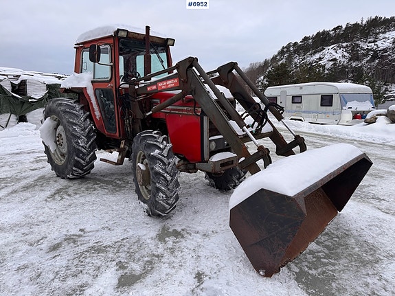 Massey Ferguson 590 m/ frontlaster og snøskuffe. 5 of 30