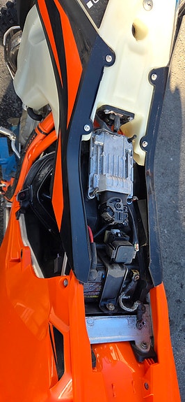 KTM 300 EXC 8 of 10