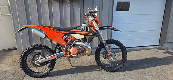 KTM 300 EXC 4 of 10