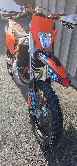 KTM 300 EXC 3 of 10