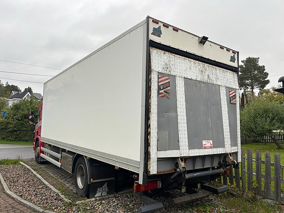 Scania P270 18 pallers skapbil - Zepro løftelem - Varme i skap - Godt utstyrt - Eu-godkjent - Leveringsklar 6 of 30