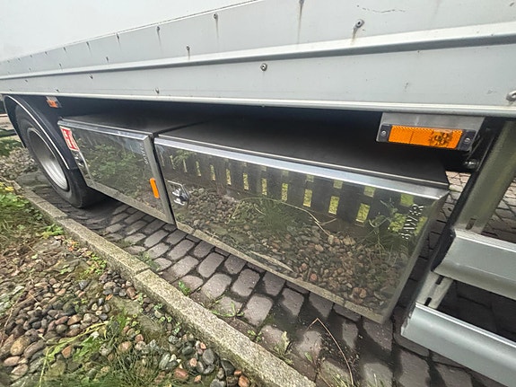 Scania P270 18 pallers skapbil - Zepro løftelem - Varme i skap - Godt utstyrt - Eu-godkjent - Leveringsklar 18 of 30
