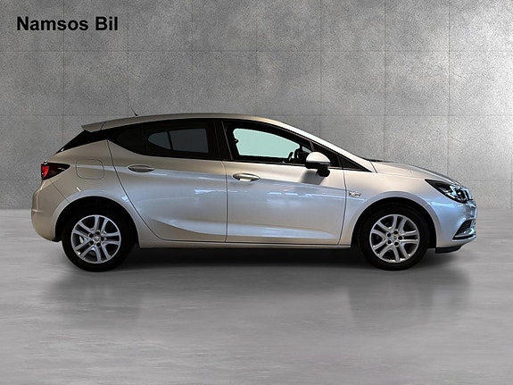 Opel Astra 4 of 18