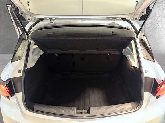 Opel Astra 18 of 18