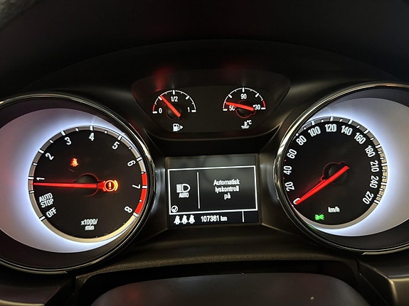 Opel Astra 15 of 18