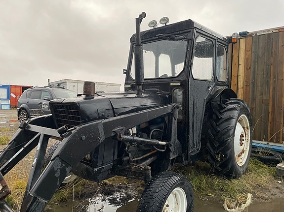 Ford 4000 2 of 5
