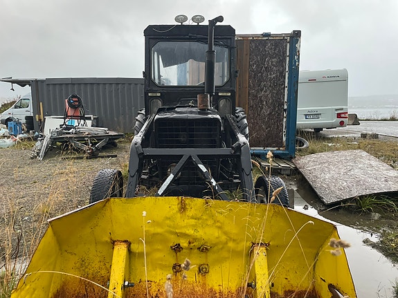 Ford 4000 4 of 5