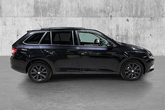 Skoda Fabia 5 of 23