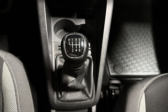 Skoda Fabia 18 of 23